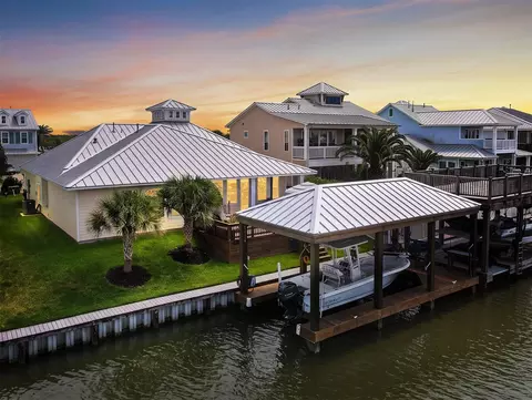 5418 Brigantine Cay Ct, Texas City, TX 77590