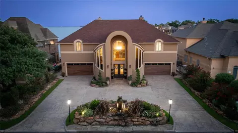 195 Sarasota Cir S, Montgomery, TX 77356