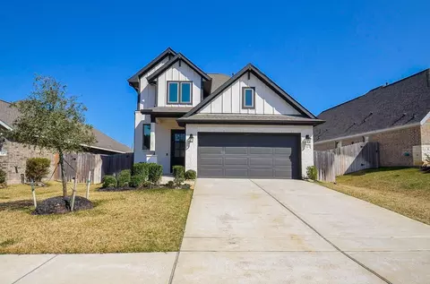 1322 Lakeside Creek Rd, Magnolia, TX 77354
