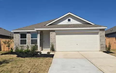 515 Robin St, Angleton, TX 77515 photo 1