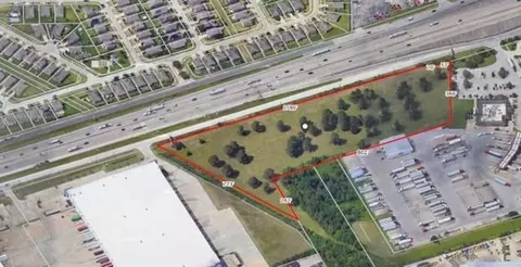 000 Thompson, Baytown, TX 77521
