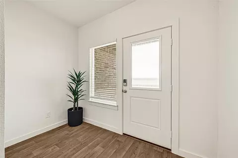 Entry Way - 10643 River Breeze Dr, Beasley, TX 77417 photo 2 of 4