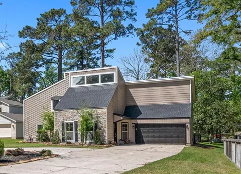 15211 Jamaica Dr, Willis, TX 77318