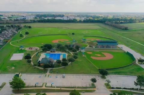 View/Area - 10410 Pitcataway Dr, Spring, TX 77379 photo 4 of 9