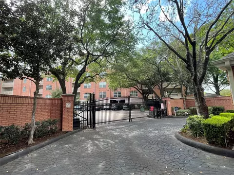 2111 Welch St #B101, Houston, TX 77019