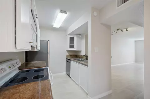17210 Imperial Valley Dr #2, Houston, TX 77060