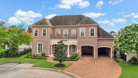 15611 Oyster Cove Dr, Sugar Land, TX 77478
