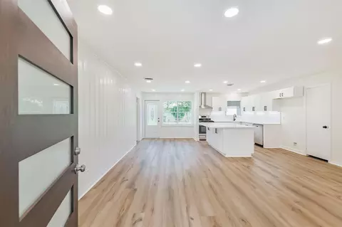 Living - 4422 Libbey Ln, Houston, TX 77092 photo 1 of 8