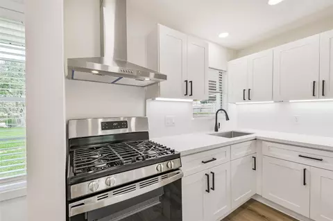 Kitchen - 4422 Libbey Ln, Houston, TX 77092 photo 4 of 6