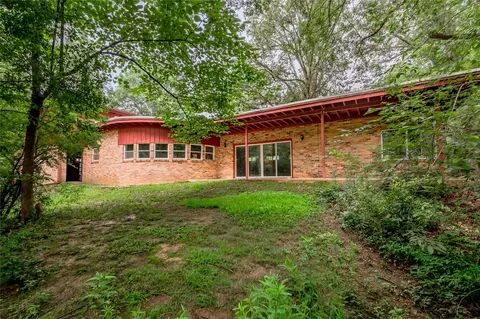 1121 N Fm-95, Garrison, TX 75946