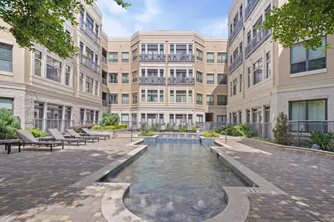 1901 Post Oak Blvd #204, Houston, TX 77056