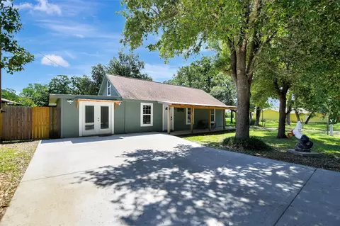 3087 Johnson Ln, Madisonville, TX 77864