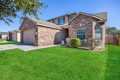 Exterior - 319 Falling Pine Dr, Conroe, TX 77304 photo 2 of 5