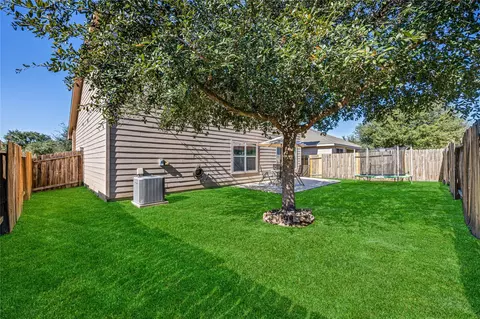 Exterior - 319 Falling Pine Dr, Conroe, TX 77304 photo 5 of 5