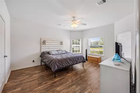 Bedroom - 319 Falling Pine Dr, Conroe, TX 77304 photo 1 of 5