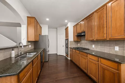Kitchen - 927 Spring Source Pl, Spring, TX 77373 photo 1 of 1