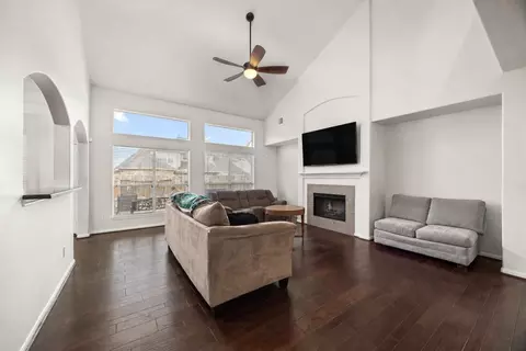 Living - 927 Spring Source Pl, Spring, TX 77373 photo 2 of 2