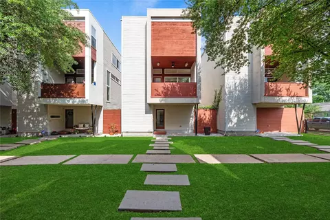 1107 W 17th St, Houston, TX 77008