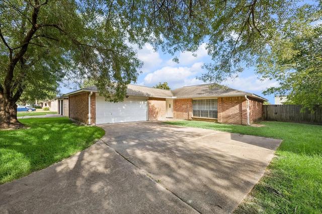 16343 Sky Blue Ln, Houston, TX 77095