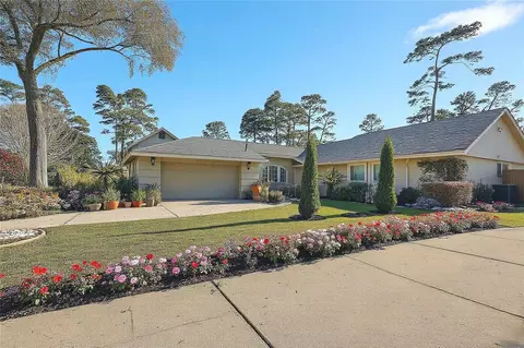 Exterior - 19523 Enchanted Spring Dr, Spring, TX 77388 photo 4 of 11