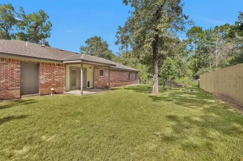 Exterior - 586 Diggs Rd, Willis, TX 77378 photo 4 of 9