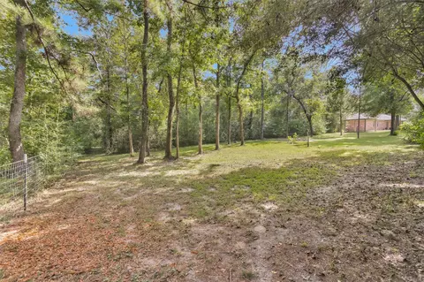 Exterior - 586 Diggs Rd, Willis, TX 77378 photo 6 of 9