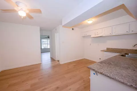 12048 Beechnut St, Houston, TX 77072