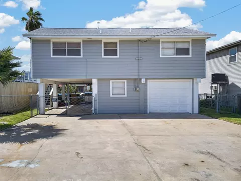 615 Warsaw St, Bayou Vista, TX 77563