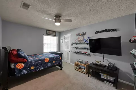 Bedroom - 6107 Craigway Rd, Spring, TX 77389 photo 3 of 5