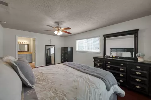 Bedroom - 6107 Craigway Rd, Spring, TX 77389 photo 2 of 5