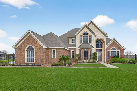 5019 Landon Ln, Baytown, TX 77523