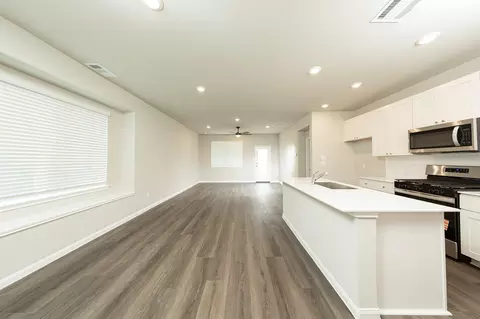 Living - 13549 Sauger Ct, Conroe, TX 77384 photo 1 of 5
