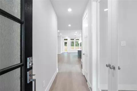 Entry Way - 2035 Forest Stream Way, Conroe, TX 77304 photo 3 of 3