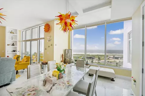 500 Seawall Blvd #1014, Galveston, TX 77550