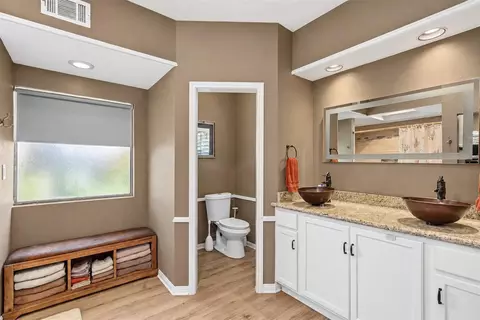 Bath - 17730 Abby Ln, Spring, TX 77379 photo 1 of 5