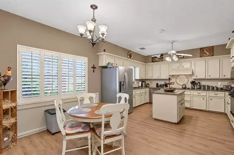 Kitchen - 17730 Abby Ln, Spring, TX 77379 photo 2 of 3