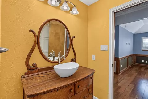Bath - 17730 Abby Ln, Spring, TX 77379 photo 5 of 5
