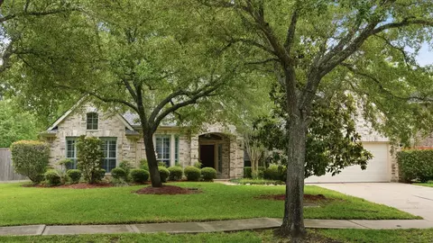 13326 Via Torre De Pisa Ln, Cypress, TX 77429