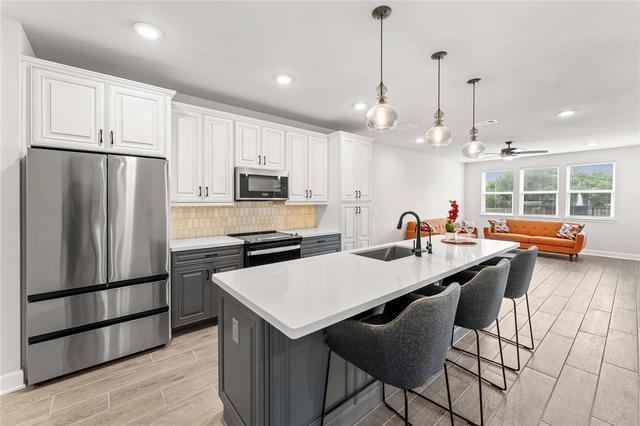 6804 Westview Dr #3103, Houston, TX 77055