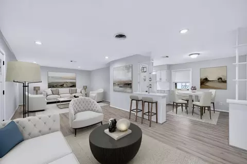 5014 Viking Dr, Houston, TX 77092