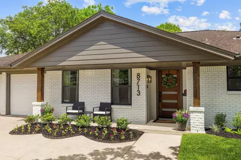 8713 Timberside Dr, Houston, TX 77025
