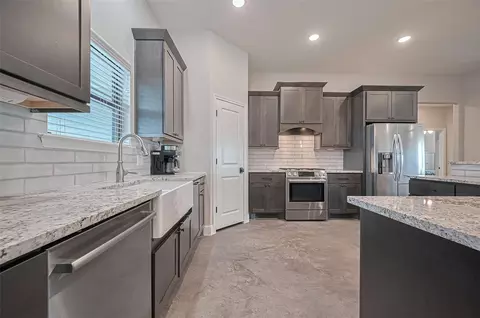 Kitchen - 16702 Dipple Rd, Guy, TX 77444 photo 6 of 6
