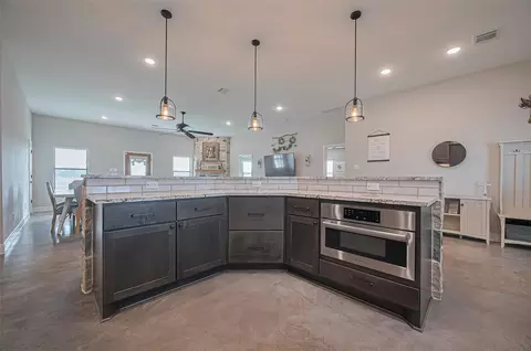 Kitchen - 16702 Dipple Rd, Guy, TX 77444 photo 5 of 6