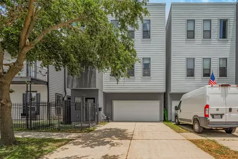 2115 Hadley St, Houston, TX 77003