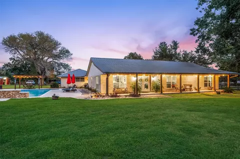 21348 Fm 359 Rd, Hempstead, TX 77445