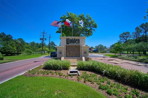 3817 Robin Dr, Montgomery, TX 77356