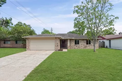 4339 Saffron Ln, Friendswood, TX 77546