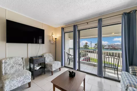 6102 Seawall Blvd #168, Galveston, TX 77551