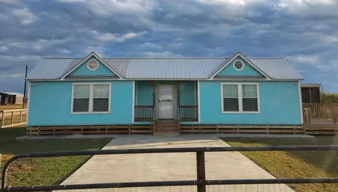 238 252 Ladyfish Rd, Palacios, TX 77465