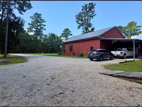Exterior - 333 Edgewood, Onalaska, TX 77360 photo 6 of 7